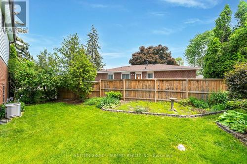 16 Merrydrew Court, Mississauga, ON - Indoor Photo Showing Dining Room