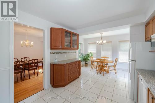 16 Merrydrew Court, Mississauga, ON - Indoor Photo Showing Kitchen With Double Sink