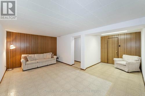 16 Merrydrew Court, Mississauga, ON - Indoor Photo Showing Other Room