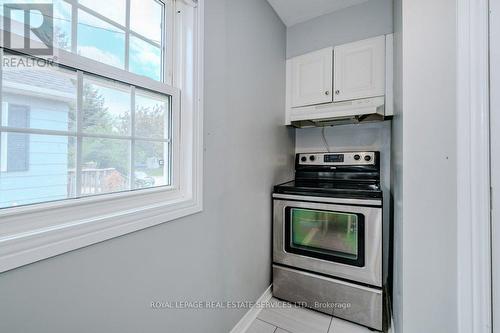 122 Stewart Street, Oakville, ON - Indoor Photo Showing Other Room