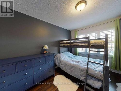 119 Rutherford Road, Bradford West Gwillimbury, ON - Indoor Photo Showing Bedroom