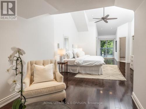 99 Walker Avenue, Toronto, ON - Indoor Photo Showing Bedroom