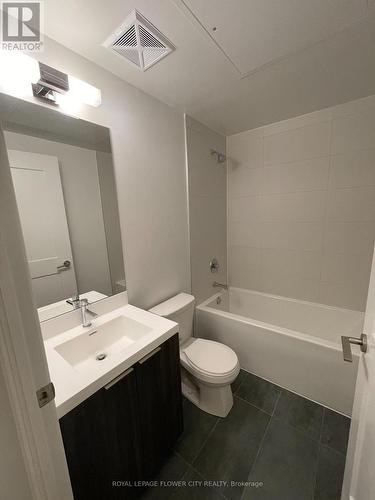 701 - 8 Widmer Street, Toronto, ON - Indoor Photo Showing Bathroom