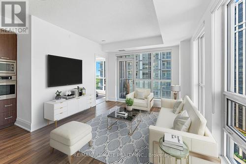 1133 - 120 Harrison Garden Boulevard, Toronto, ON - Indoor Photo Showing Living Room