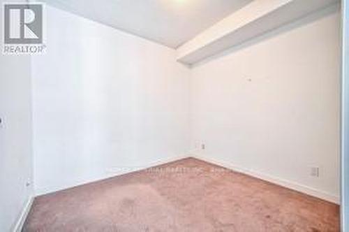 1008 - 770 Bay Street, Toronto, ON - Indoor Photo Showing Other Room