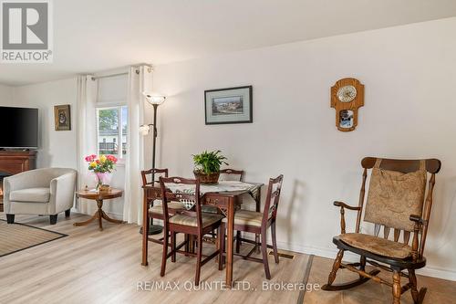 17 Nightingale Lane, Belleville, ON - Indoor Photo Showing Dining Room