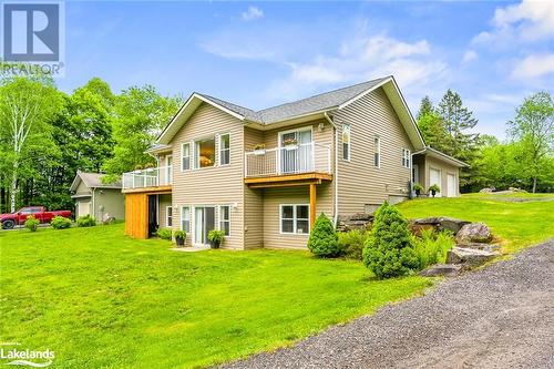 47 Farmcrest Avenue, Haliburton, ON - Outdoor