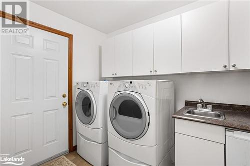 47 Farmcrest Avenue, Haliburton, ON - Indoor Photo Showing Laundry Room