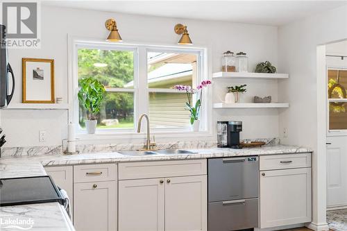 47 Farmcrest Avenue, Haliburton, ON - Indoor Photo Showing Kitchen With Double Sink