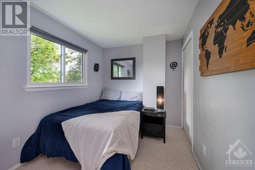 Bedroom - 19 Wedgewood Crescent, Ottawa, ON - Indoor Photo Showing Bedroom