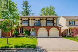 77 WOODVIEW CRESCENT  Kitchener, ON N2A 3E5