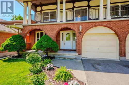 77 Woodview Crescent, Kitchener, ON - Outdoor With Balcony