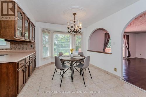 77 Woodview Crescent, Kitchener, ON - Indoor Photo Showing Dining Room
