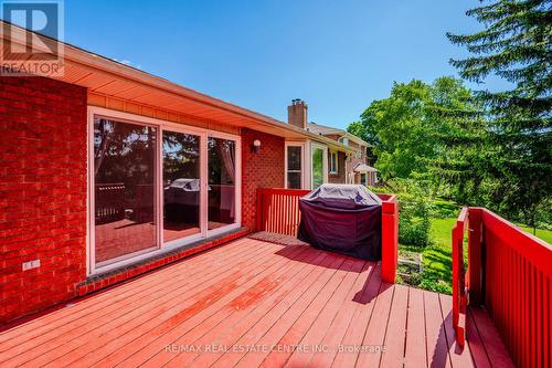 77 Woodview Crescent, Kitchener, ON - Outdoor With Deck Patio Veranda With Exterior