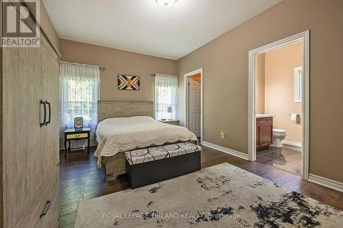 1062 Moy Crescent, London, ON - Indoor Photo Showing Bedroom