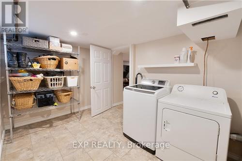 316 Barton Street, Hamilton, ON - Indoor Photo Showing Laundry Room