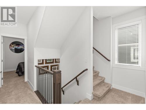 1672 Tower Ranch Drive, Kelowna, BC - Indoor Photo Showing Other Room