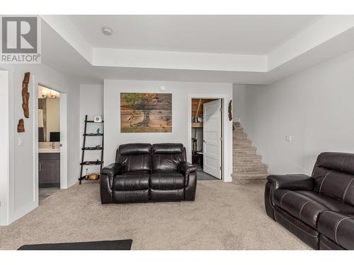 1672 Tower Ranch Drive, Kelowna, BC - Indoor Photo Showing Bathroom