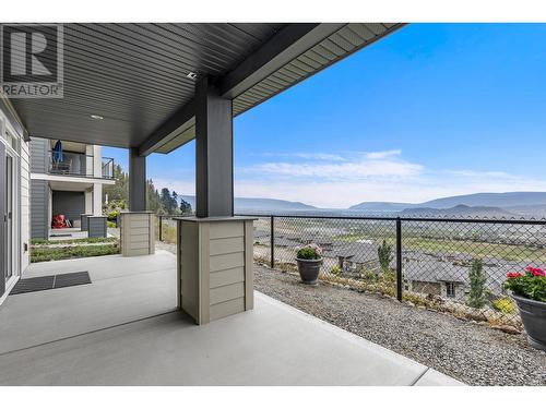 1672 Tower Ranch Drive, Kelowna, BC - Outdoor With Exterior