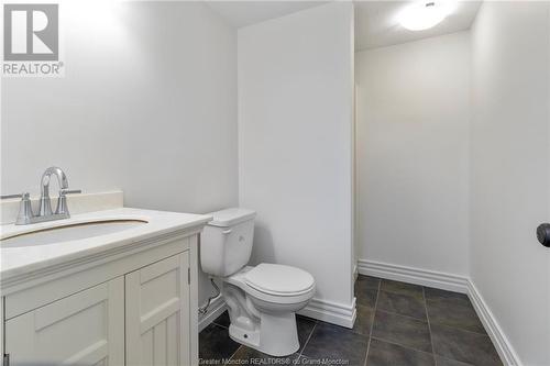 23 Deerfield Dr, Moncton, NB - Indoor Photo Showing Bathroom