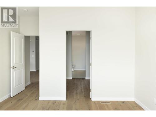 595 Vineyard Way N Unit# 11, Vernon, BC - Indoor Photo Showing Laundry Room