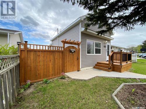 1328 North Railway Street E, Swift Current, SK - Outdoor With Exterior