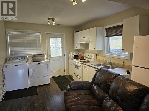 67 8Th Avenue, Burns Lake, BC - Indoor Photo Showing Laundry Room