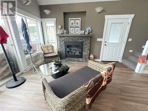 6862 Madrid Way, Kelowna, BC - Indoor Photo Showing Living Room With Fireplace