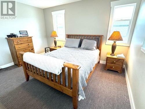 6862 Madrid Way, Kelowna, BC - Indoor Photo Showing Bedroom