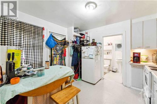 231 Emond Street, Ottawa, ON - Indoor Photo Showing Kitchen