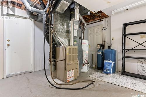 2030 Braun Bay E, Regina, SK - Indoor Photo Showing Basement