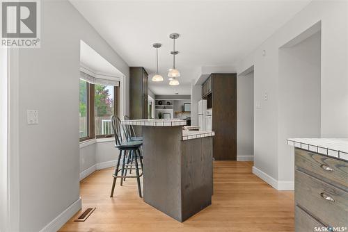 2030 Braun Bay E, Regina, SK - Indoor Photo Showing Kitchen