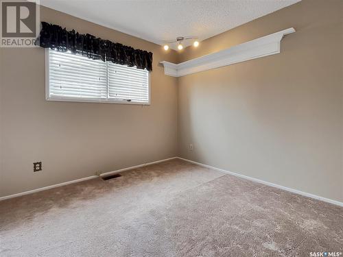 11126 Dunning Crescent, North Battleford, SK - Indoor Photo Showing Other Room