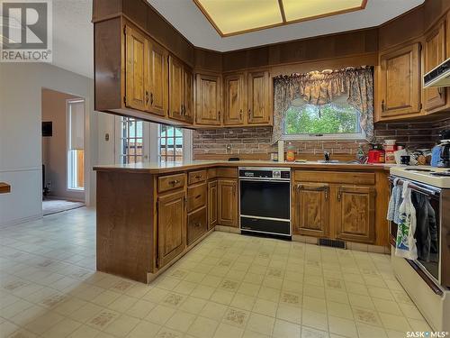 11126 Dunning Crescent, North Battleford, SK - Indoor Photo Showing Kitchen