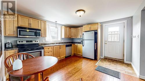 17 Emerald Creek Drive, Conception Bay South, NL - Indoor Photo Showing Kitchen