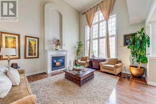 372 Creek Path Avenue, Oakville, ON - Indoor Photo Showing Living Room With Fireplace