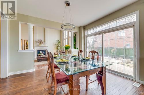 372 Creek Path Avenue, Oakville, ON - Indoor Photo Showing Dining Room