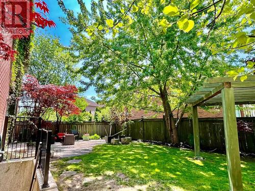 372 Creek Path Avenue, Oakville, ON - Outdoor