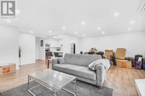 1004 - 363 Colborne Street, London, ON - Indoor Photo Showing Living Room