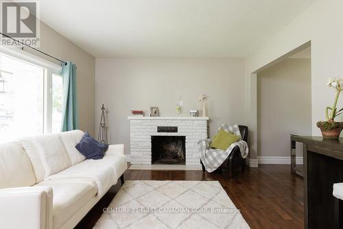 1372 Glenora Drive, London, ON - Indoor Photo Showing Living Room With Fireplace