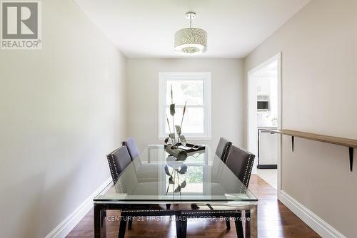 1372 Glenora Drive, London, ON - Indoor Photo Showing Dining Room