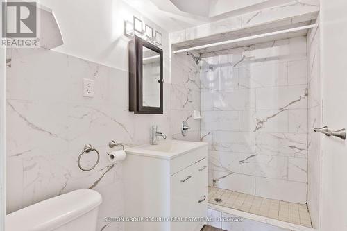 102 Paradelle Crescent, Toronto, ON - Indoor Photo Showing Bathroom