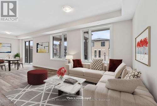 35 - 50 Knotsberry Circle, Brampton, ON - Indoor Photo Showing Living Room