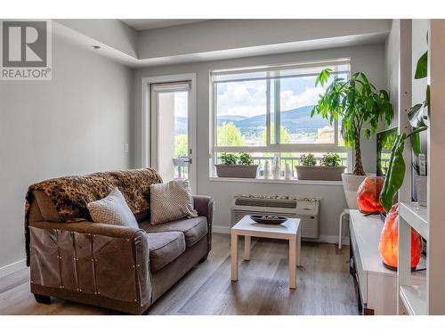 2301 Carrington Road Unit# 326 Lot# 62, West Kelowna, BC - Indoor Photo Showing Living Room