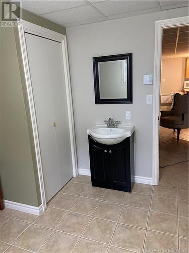 2032 Rue Commerciale, Saint-François-De-Madawaska, NB - Indoor Photo Showing Bathroom