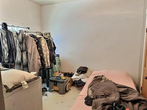 Chambre Ã Â coucher - 268 2E Avenue, Belleterre, QC - Indoor With Storage