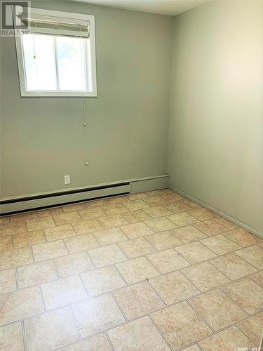 267 7Th Avenue Nw, Swift Current, SK - Indoor Photo Showing Other Room