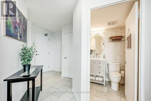 318 - 300 Manitoba Street, Toronto, ON - Indoor Photo Showing Bathroom