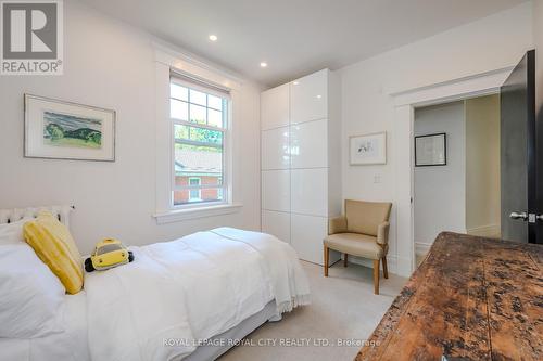 19 Liverpool Street, Guelph, ON - Indoor Photo Showing Bedroom