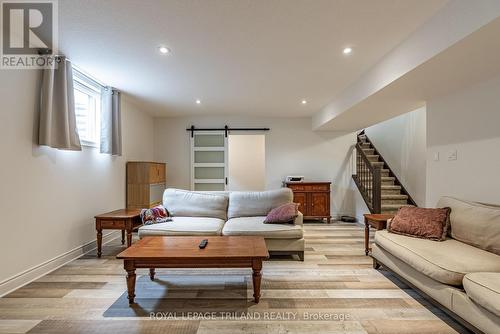 3 - 121 Robin Ridge Drive, Central Elgin, ON - Indoor Photo Showing Living Room